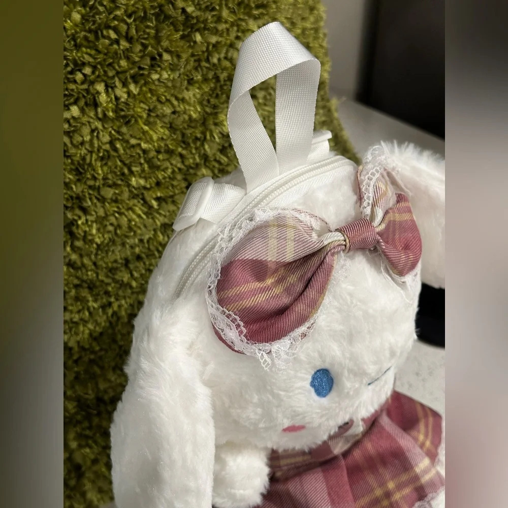 🌟Brand New🌟 JK edition: 13” Cinnamoroll Plush Backpack - Picture 4 of 5